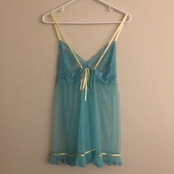 VS 😍 Mesh and Lace Sexy Slip - Picture 6 of 8